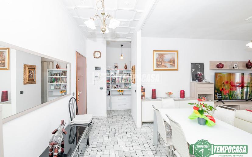 Trilocale in Via Donato Bramante 8, San Giuliano Milanese — foto 3 di 5