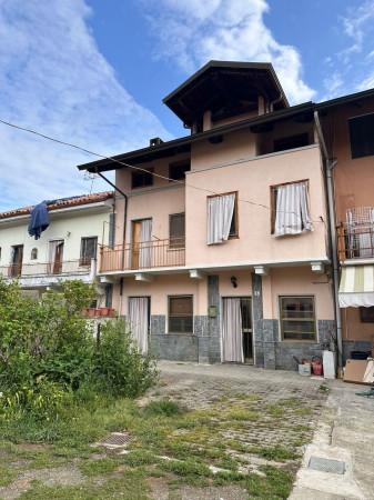 Terratetto unifamiliare in Via Camillo Benso di Cavour 8, Alice Castello — foto 3 di 5