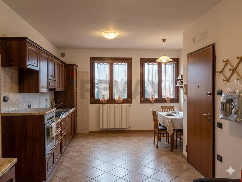 Trilocale, Angolo Terme — foto 4 di 5