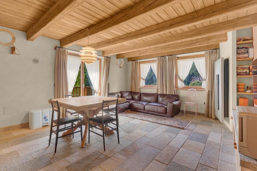 Appartamento in Viale Dent Du Giant 39, Courmayeur — foto 3 di 5