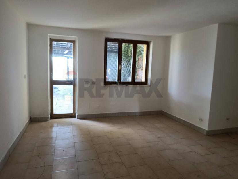 Casa indipendente in Località Sartorona 33, Pieve Porto Morone — foto 5 di 5
