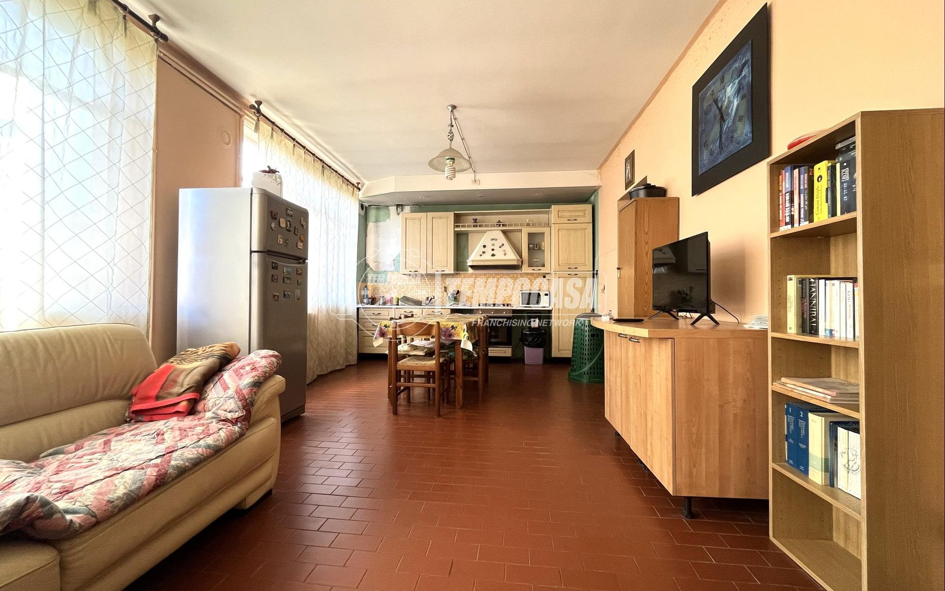 Appartamento in Corso Italia, Strambino