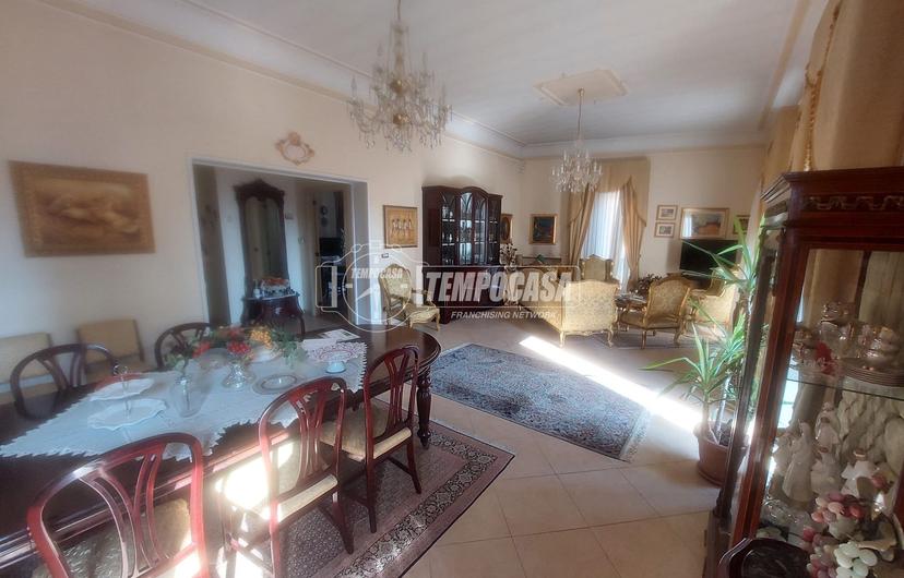 Appartamento in Via Ugo di Sant'Onofrio, Barcellona Pozzo di Gotto — foto 3 di 5