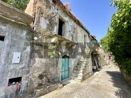 Casa indipendente in Via Castello S-N, Francavilla di Sicilia
