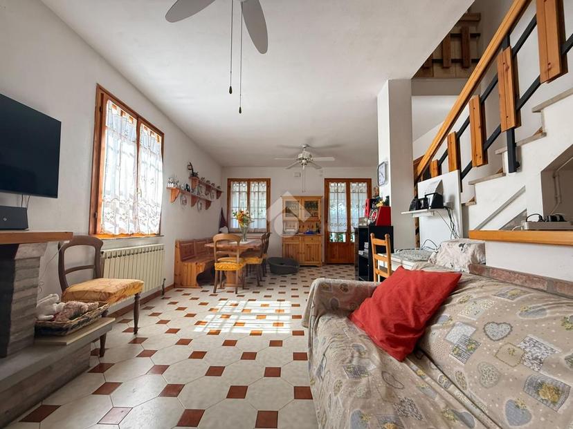 Villa in Via Cervi 1, Campegine — foto 5 di 5
