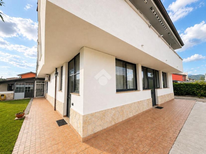 Casa indipendente in Villa Plurifamiliare Via Covino 27, Fondi — foto 5 di 5