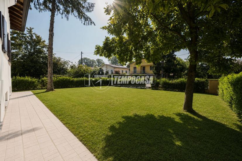 Villa in Via Fosdondo 60, Correggio — foto 4 di 5