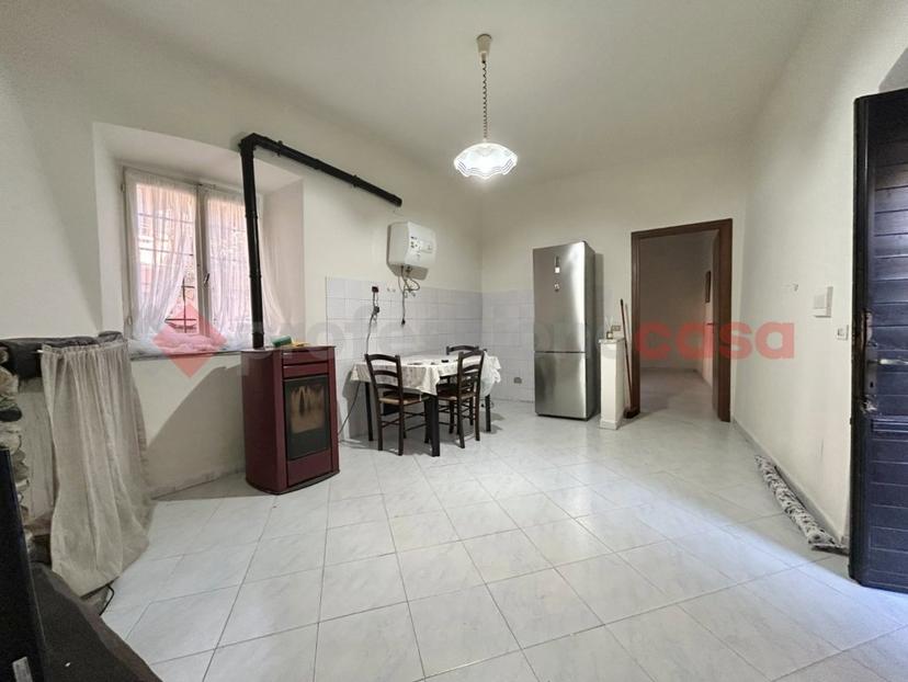 Bilocale in Vicolo Mazzini, Castelletto sopra Ticino — foto 2 di 5