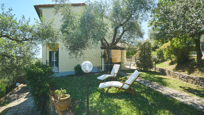 Casa indipendente in Via Serra di Cerri, Arcola — foto 2 di 5