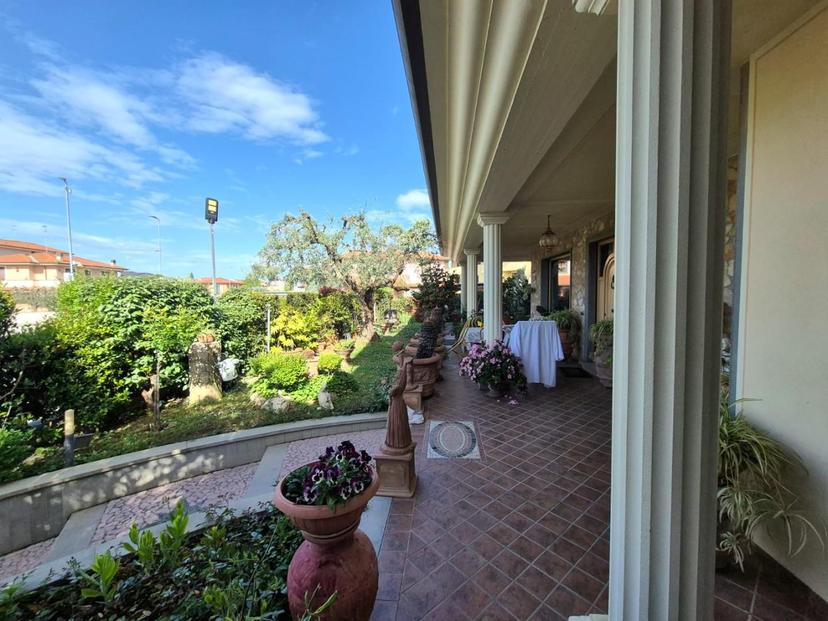 Villa bifamiliare in Camillo Benso Conte di Cavour 135, Altopascio — foto 5 di 5