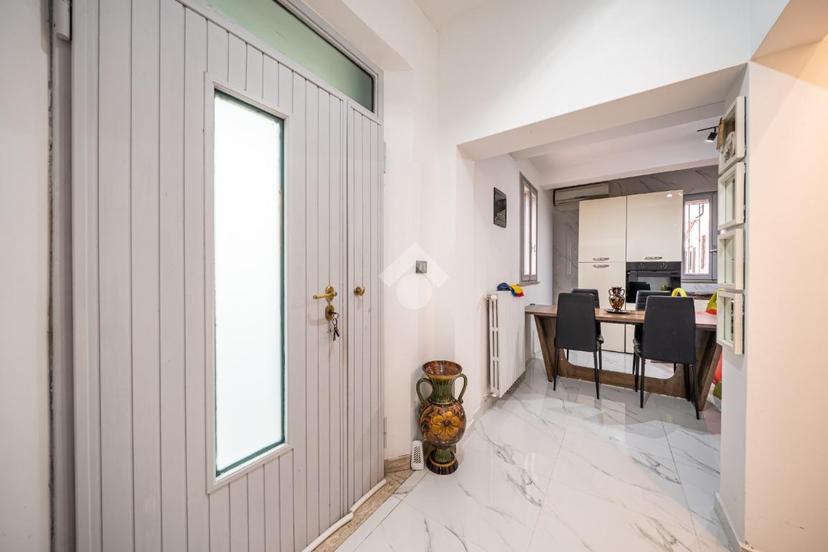 Casa indipendente in Via Ezio Comparoni 53, Reggio nell'Emilia — foto 2 di 5