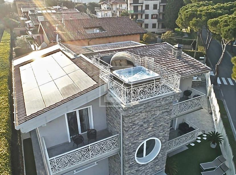 Villa in Via Caporali, Desenzano del Garda — foto 3 di 5