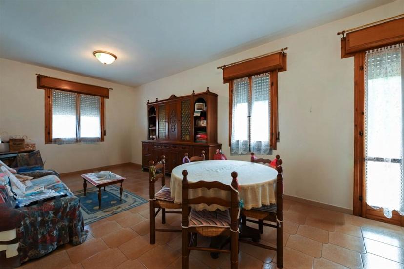 Appartamento in Via Maccagnano, Reggio nell'Emilia — foto 3 di 5