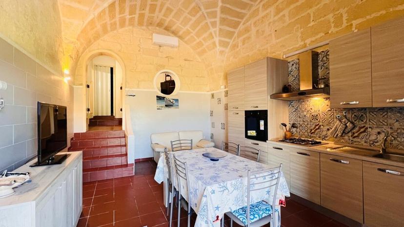 Casa indipendente in Contrada Sant'Andrea 10, Otranto — foto 2 di 5