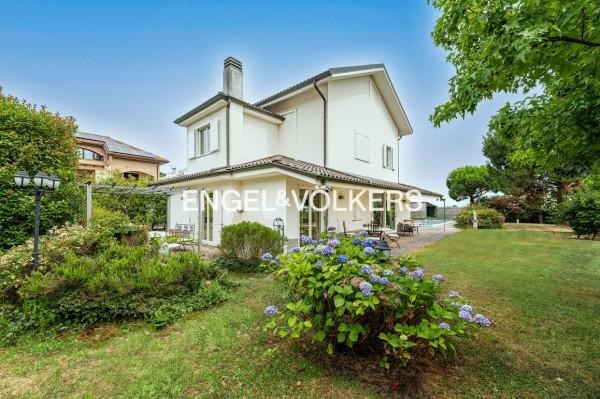 Villa in Via Tre Case 1, Usmate Velate — foto 3 di 5