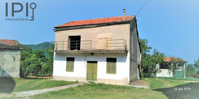 Rustico in Via Michele Ferrero 2, Pezzolo Valle Uzzone — foto 2 di 5