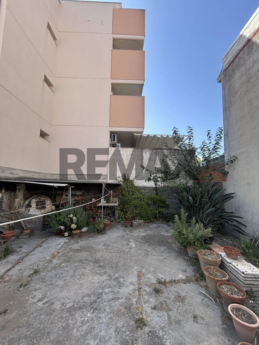 Casa indipendente in Corso Umberto I 215, Nizza di Sicilia — foto 3 di 5