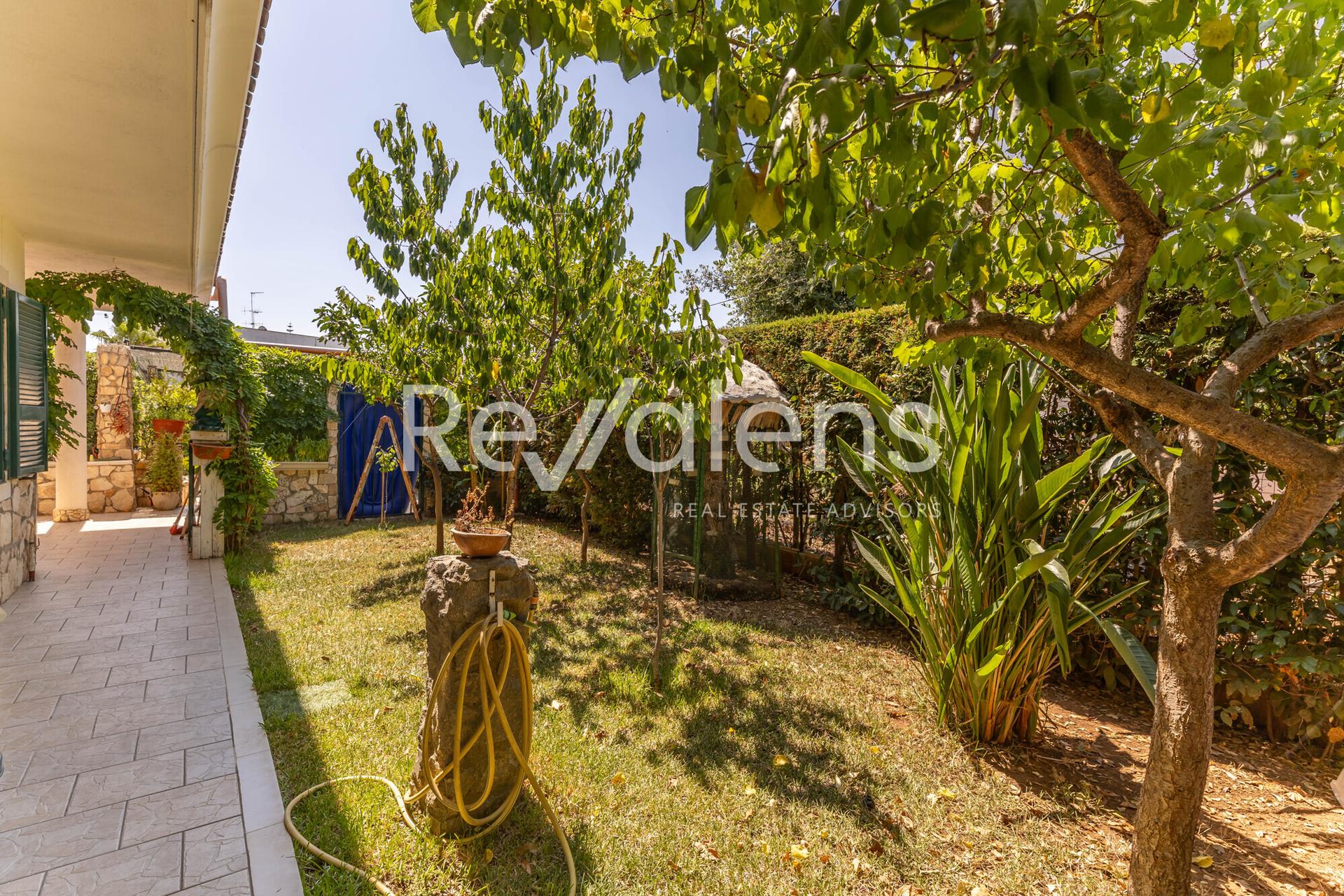 Villa a schiera in Residence Borgo Regina, Noicattaro