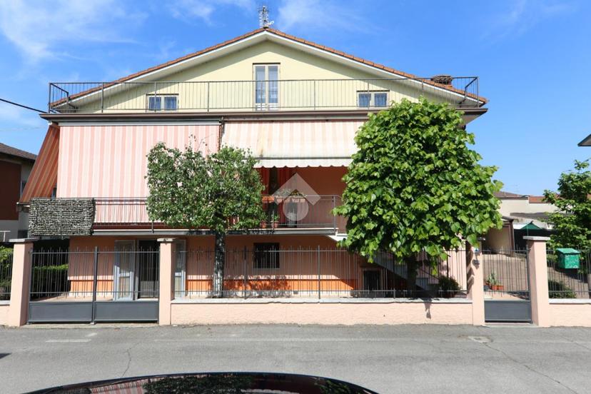 Villa in Via Solferino E San Martino 33, Roverbella — foto 5 di 5