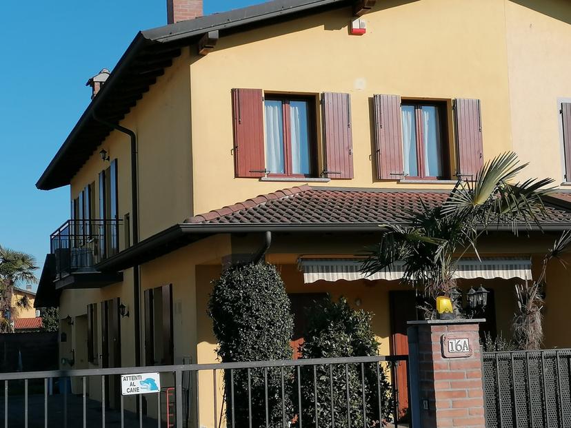 Villa bifamiliare in Via Marchesi Monticelli Obizzi 16, Ripalta Guerina — foto 2 di 5