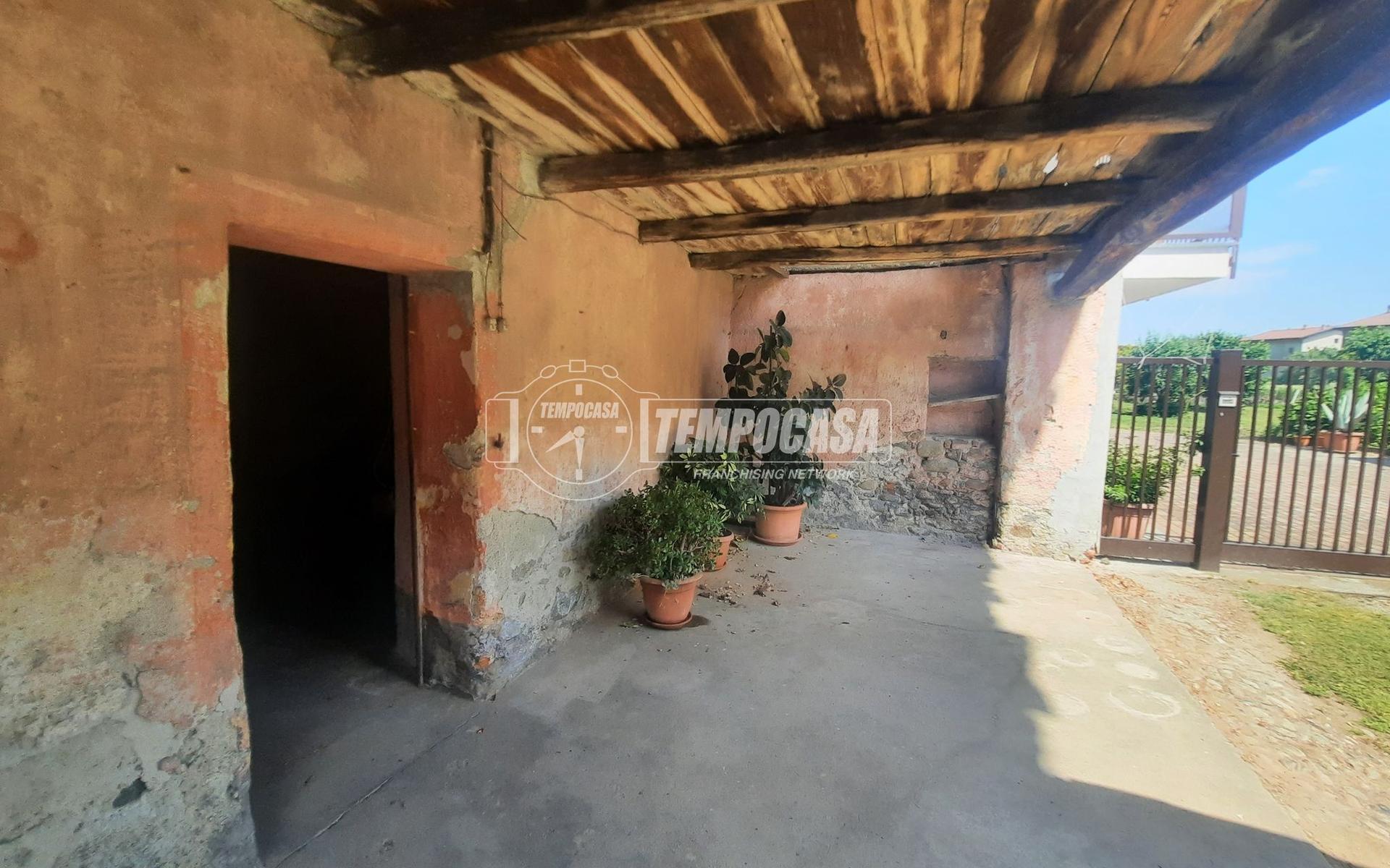 Casa indipendente, Lessolo