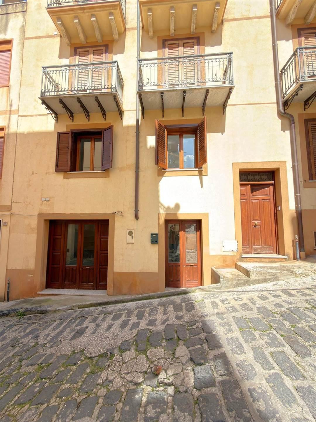 Casa indipendente, Sambuca di Sicilia