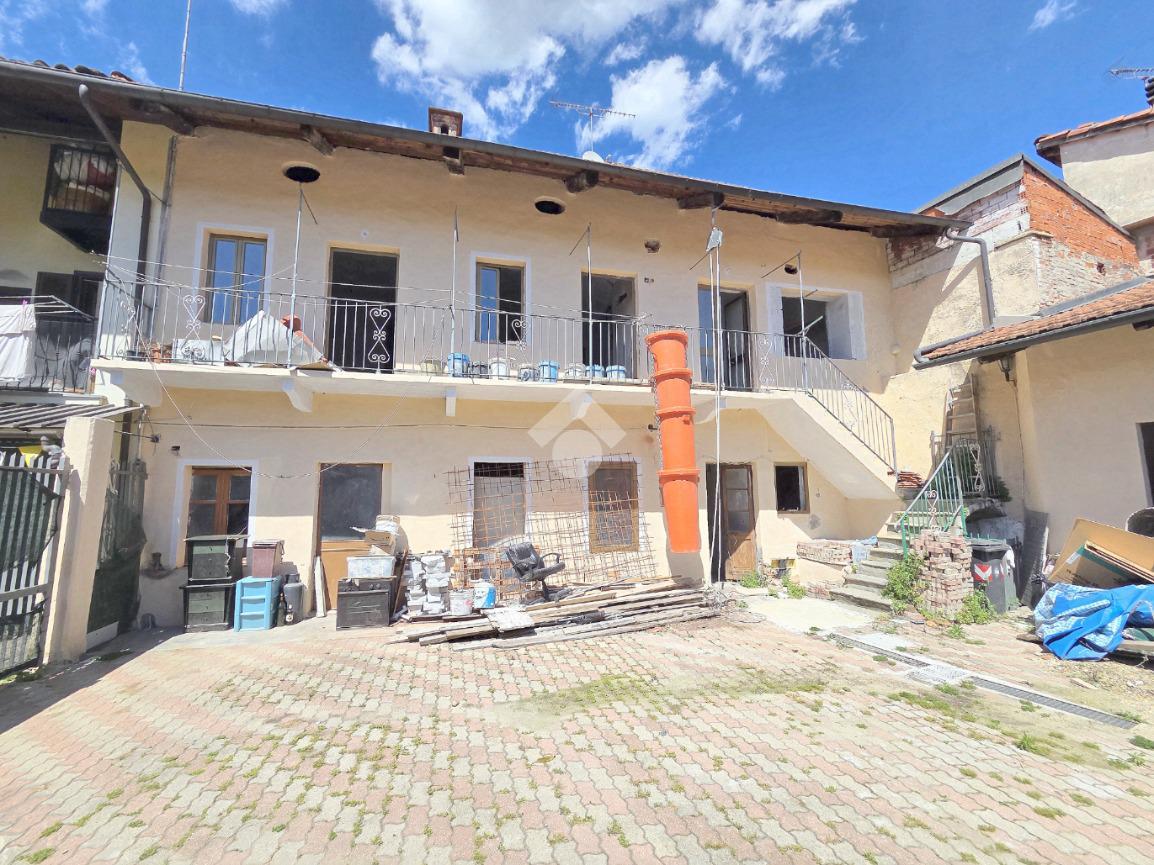 Casa indipendente in Via Roma 42, Alpignano