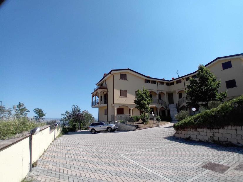 Quadrilocale in Via Margherita d'Austria 29, Abbateggio — foto 4 di 5
