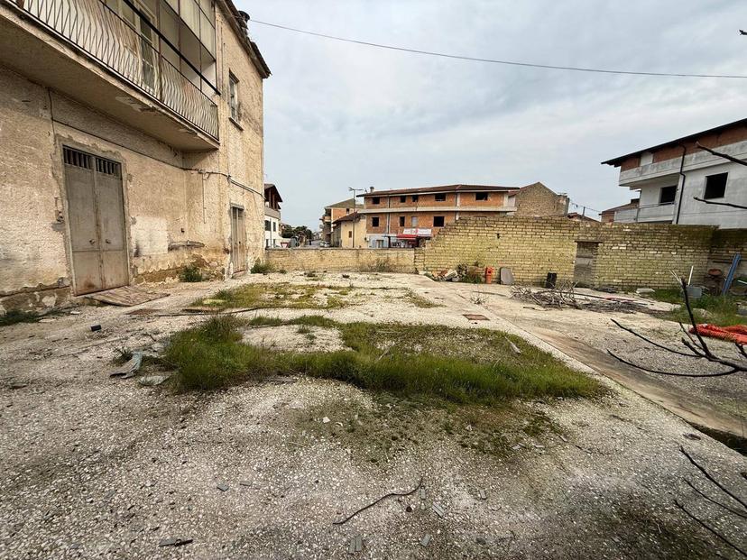 Casa indipendente in Via Leonardo da Vinci, Villa di Briano — foto 4 di 5