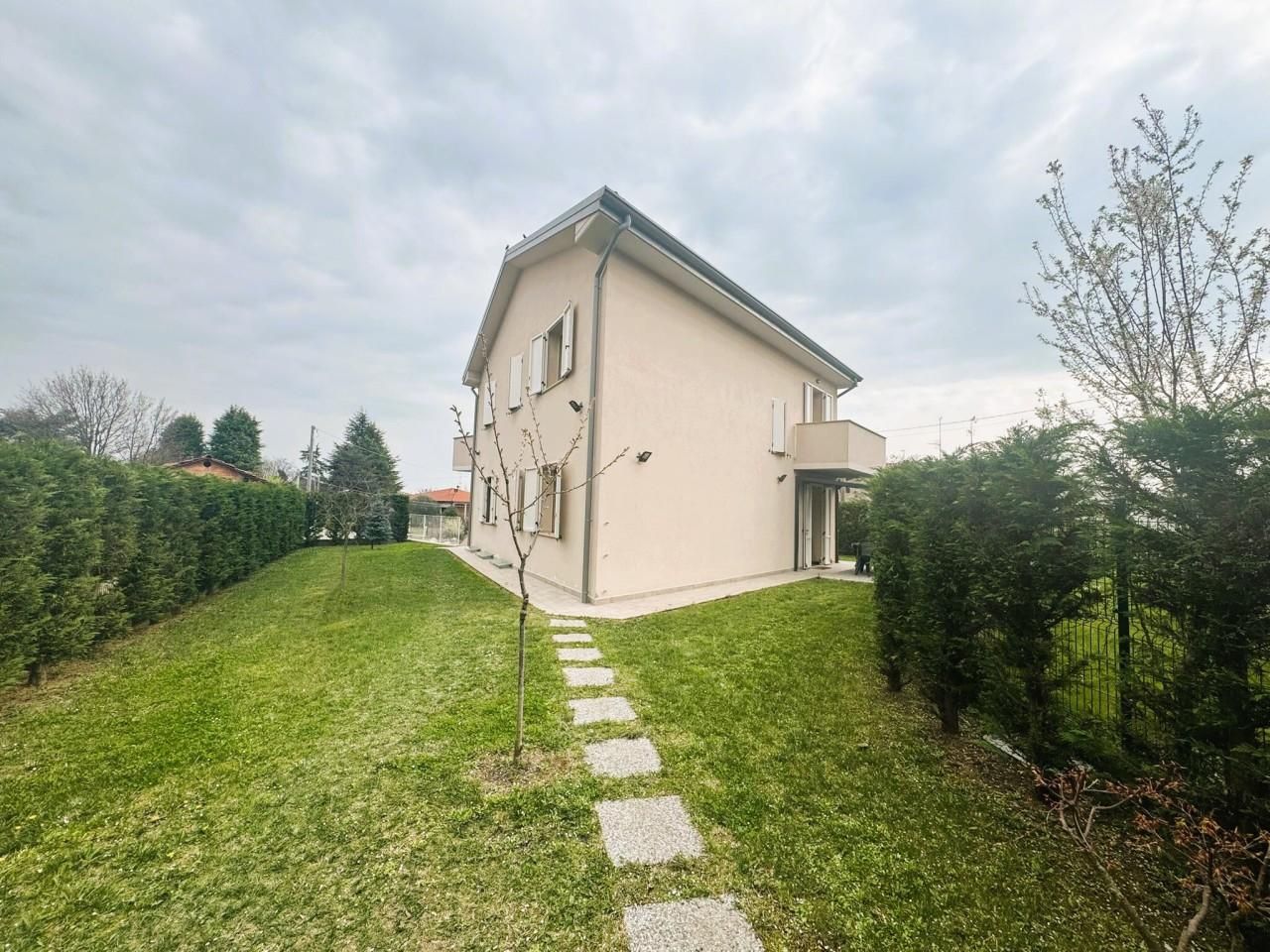 Villa unifamiliare in Strada San Geminiano 6, Traversetolo