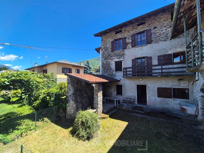 Casa indipendente in Via al Bacco, Colico — foto 3 di 5