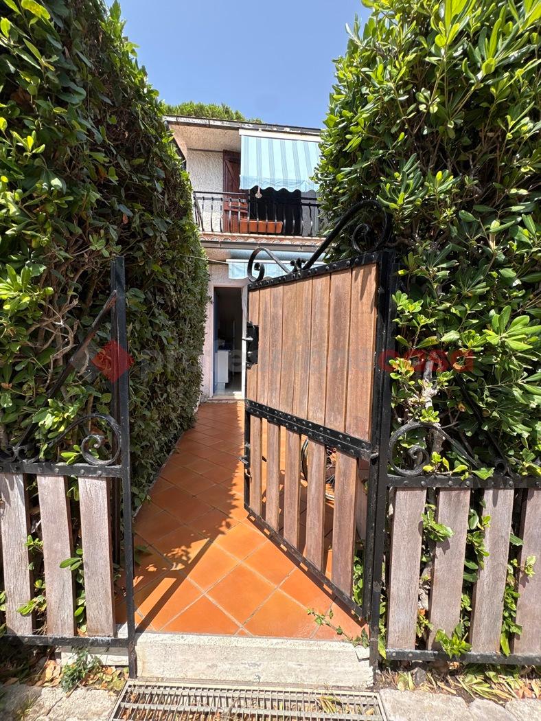 Villa a schiera in Piazza Italo Gelmini 8, San Felice Circeo — foto 4 di 5