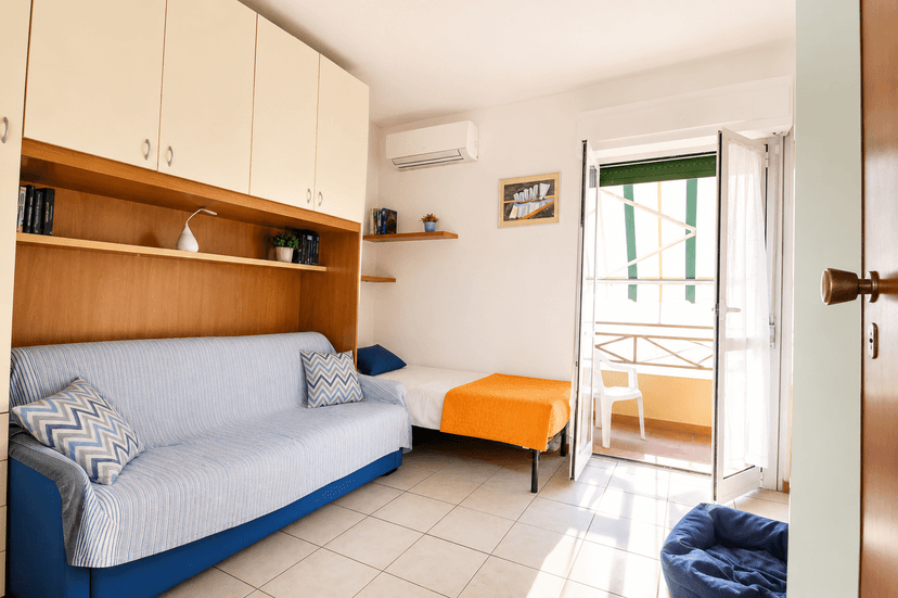 Monolocale in Viale Roma, Massa