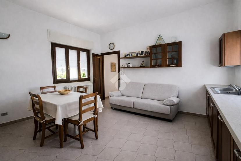 Casa indipendente in Corso Italia, Meda — foto 3 di 5
