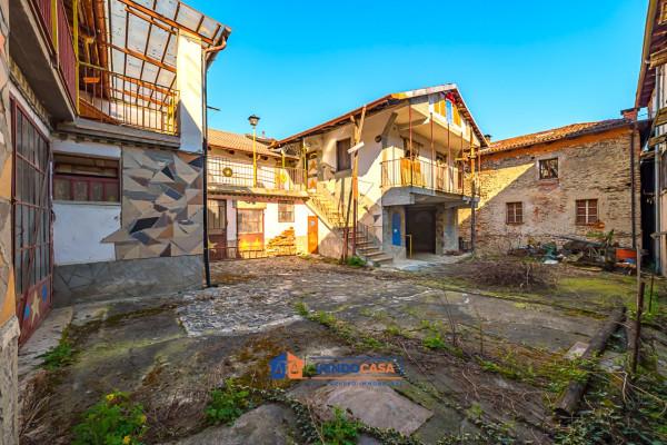 Casale in Via Umberto I 81, Piasco — foto 5 di 5