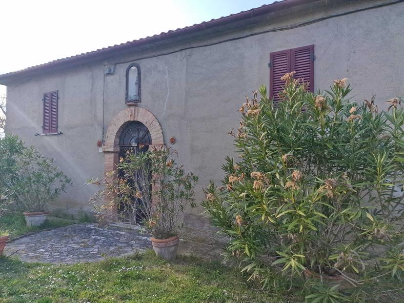Villa a schiera in Via Roma, Avigliano Umbro — foto 3 di 5