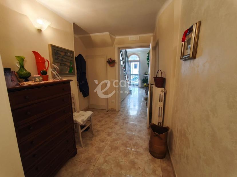 Casa indipendente in Via Garibaldi 11, Noicattaro — foto 2 di 5