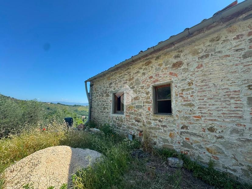 Casa indipendente in Via Fonte Vecchia 1, Carmignano — foto 2 di 5