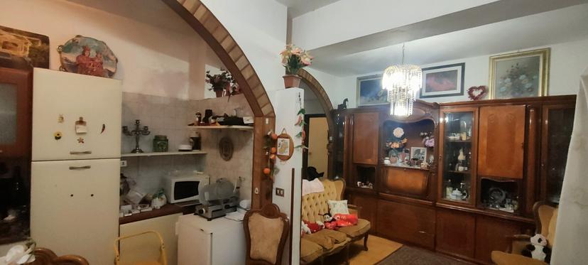 Trilocale in Via P. Larizza 3, Bova Marina