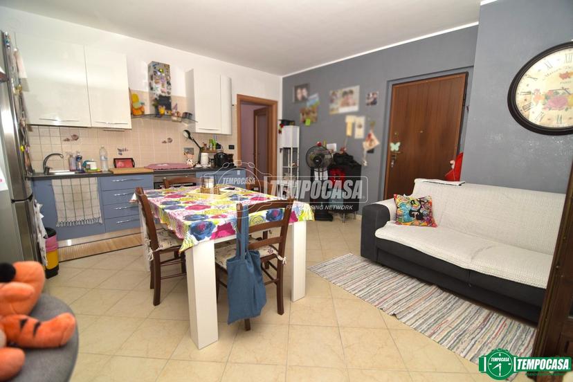 Trilocale in Leopoldo Neuscheller 37/E, Rivarossa
