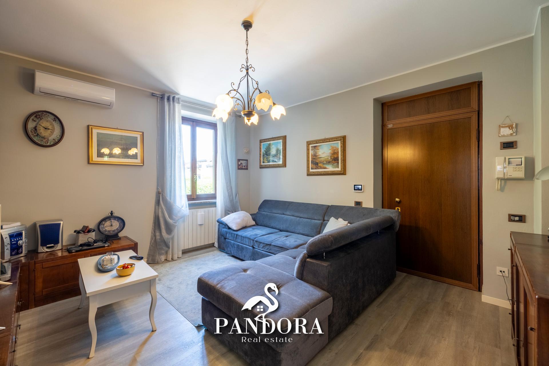 Villa a schiera in Via E.Fermi 5, Arsago Seprio