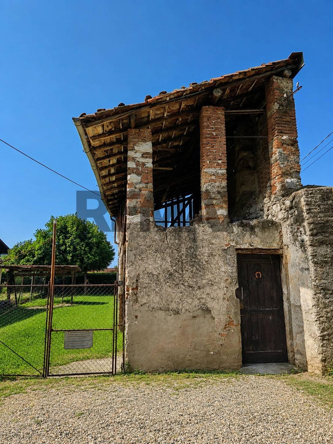 Rustico in Via Verdi 36, Cittiglio