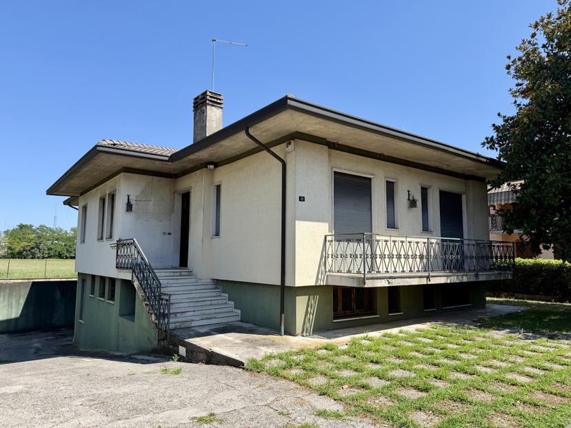 Casa indipendente in Via San Pio X 34/a, Castelfranco Veneto — foto 4 di 5