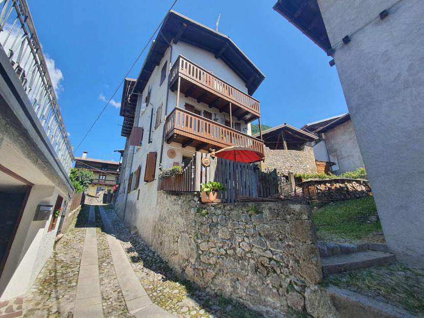 Villa unifamiliare in Frazione Oltris, Ampezzo — foto 4 di 5