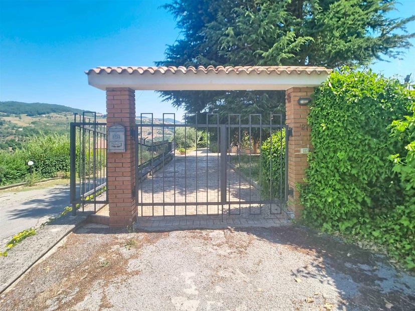 Villa in C.da Valle dell?Olmo, Ruoti — foto 5 di 5