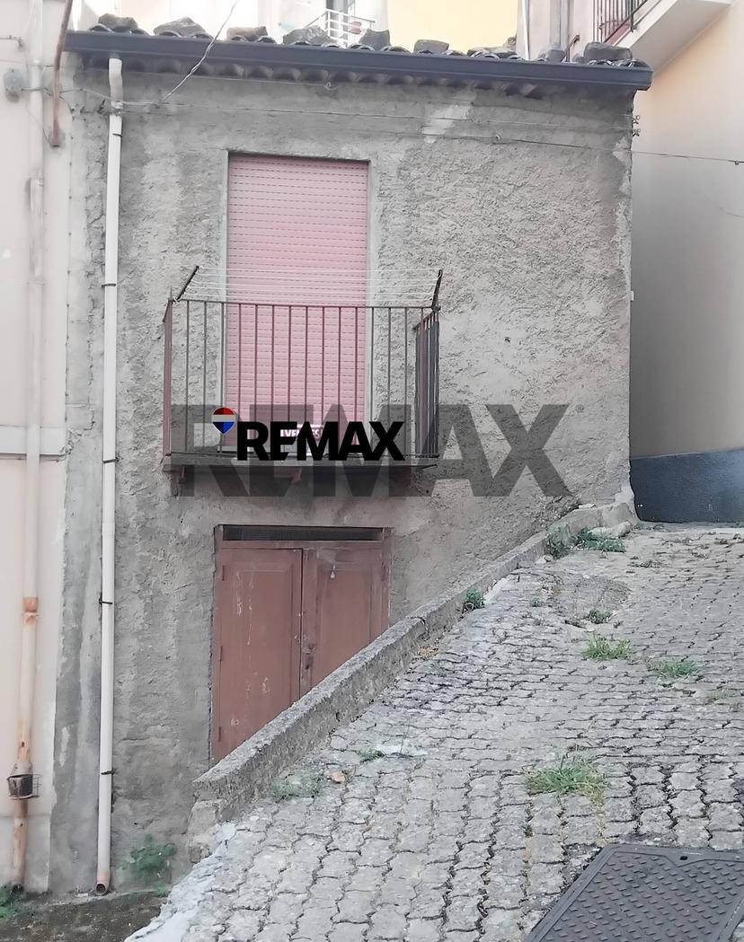 Casa indipendente in Piazza Dante 1, San Piero Patti — foto 4 di 5