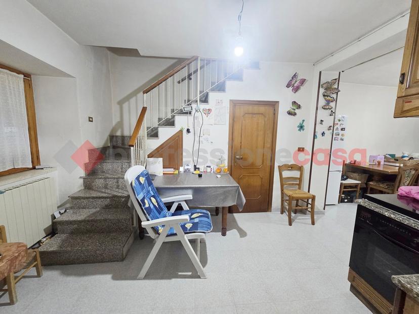 Quadrilocale in Via Borgo Acquarisciana Snc, Poggio Bustone — foto 2 di 5