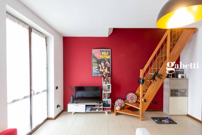 Trilocale in Via XXV Aprile 111, Merate — foto 4 di 5