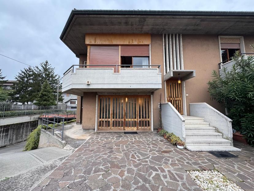 Casa indipendente in Via l. Einaudi, San Bonifacio — foto 4 di 5