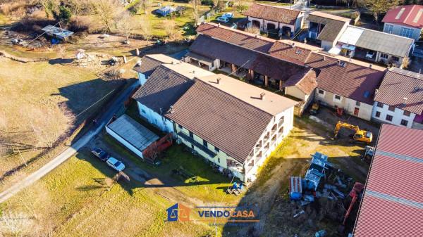 Casale in Cascina Margherita, Moncrivello — foto 2 di 5